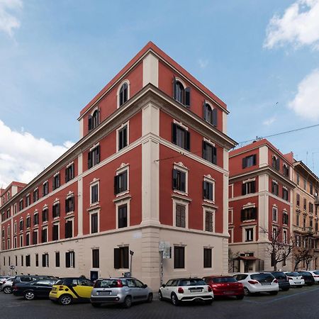 Vatican Night Suites Roma Esterno foto