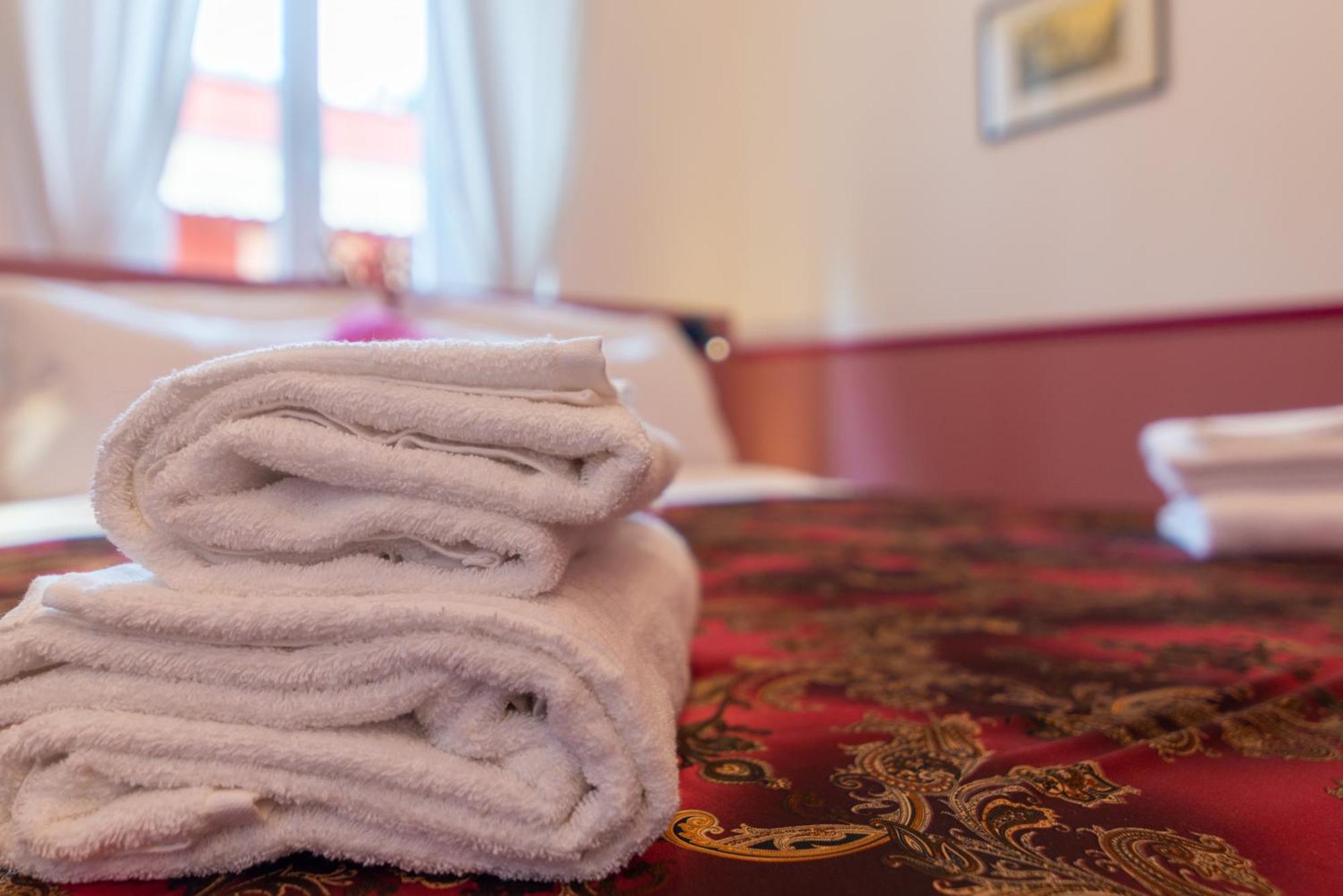 Vatican Night Suites Roma Esterno foto